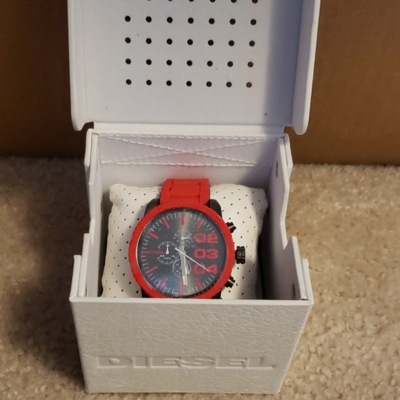 Diesel Watch DZ4289 *NWOT* - Picture 5 of 7